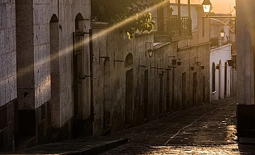 Llegada a Arequipa – City Tour en Arequipa – Tarde libre (Desayuno y Almuerzo)