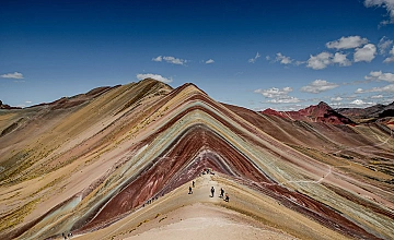 Montaña de Colores VININCUNCA por ruta corta – Valle Rojo – Cusco (Desayuno y Almuerzo) 