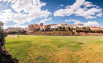 City tour Arqueológico con Valle Sur: Rumiqolqa – Pikillacta – Tipon “Templo del Agua” / Sacsayhuaman, Qenqo, Pucapucara y Tambomachay – Koricancha “Templo del Sol” – Catedral del Cusco (Desayuno y Almuerzo)