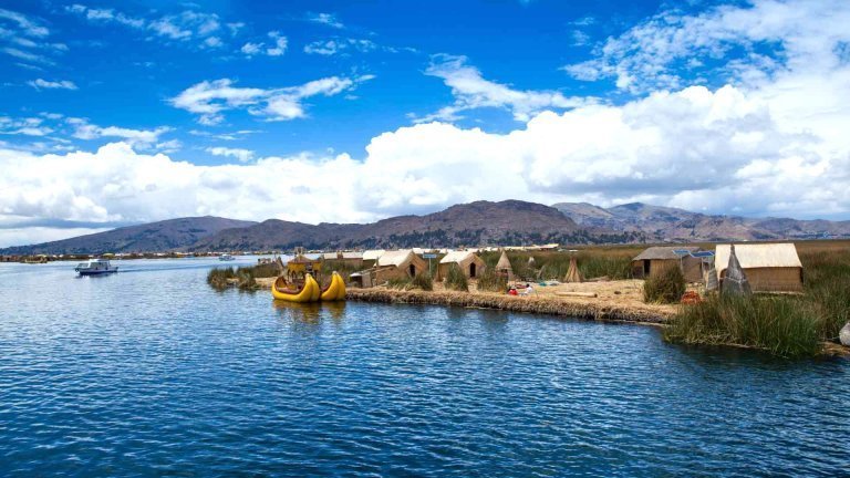 Puno lago Titicaca islas flotantes Uros guía para Chilenos